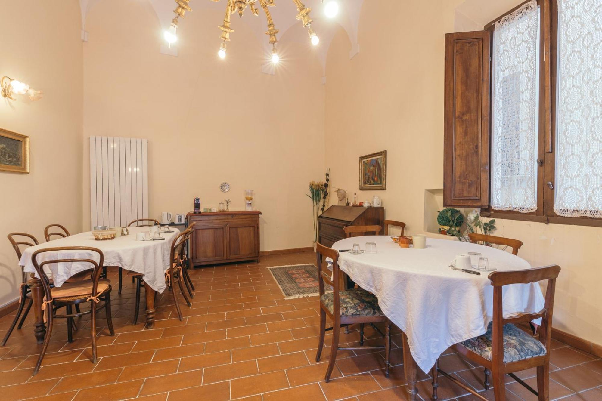 ペルゴラ A Palazzo Bed & Breakfast エクステリア 写真