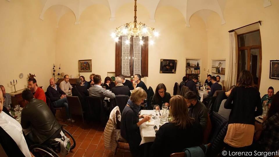 ペルゴラ A Palazzo Bed & Breakfast エクステリア 写真