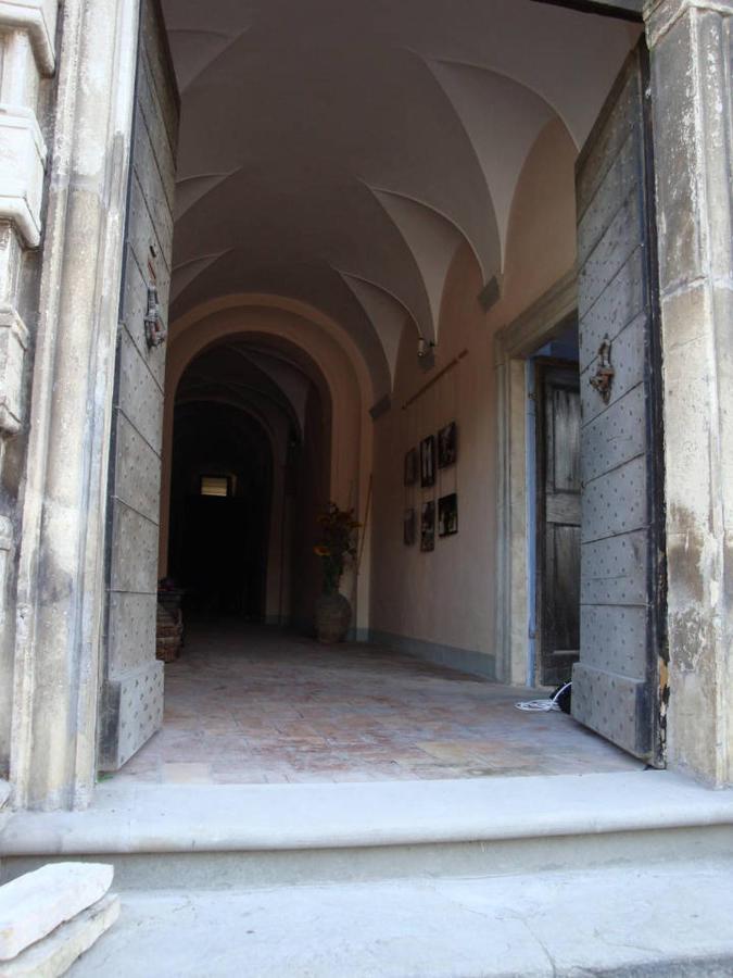 ペルゴラ A Palazzo Bed & Breakfast エクステリア 写真